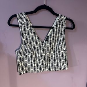 🌷2/10🌷 Women’s Dynamite cropped tank top